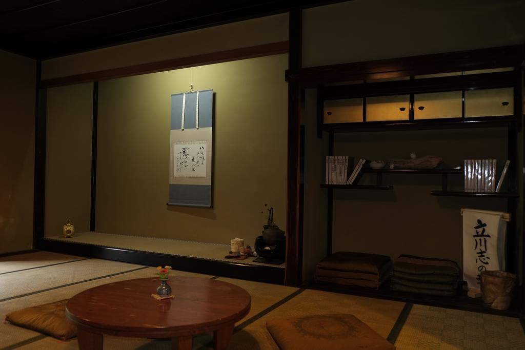 富山市 越中八尾ベース おやつヴィラ エクステリア 写真